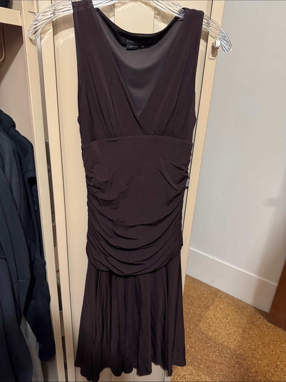 BCBGMaxAzria Sleeveless V-Neck Ruched Midi Dress in Dark Brown
